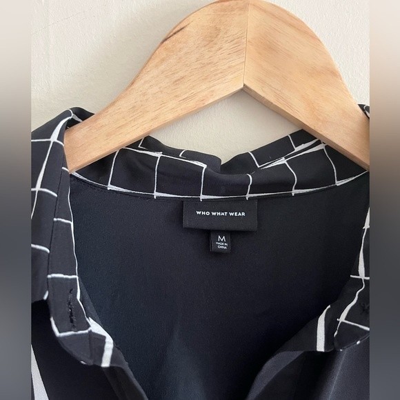 WHO WHAT WEAR black grid check print button shirt dress with pockets & belt - Picture 4 of 8